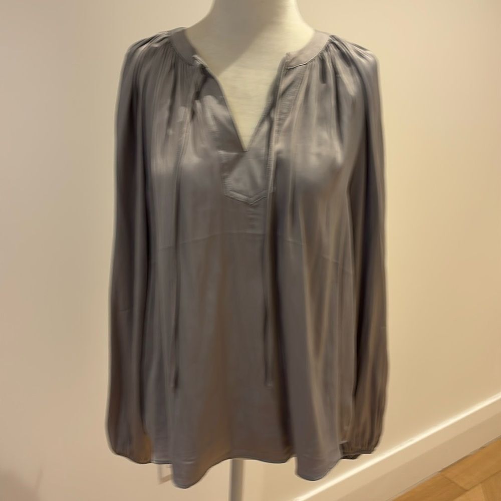 NWT Maison d’Amelie Gray Satin Blouse Size Small
